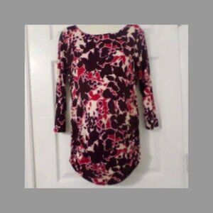 NWT Motherhood Maternity long sleeve floral top